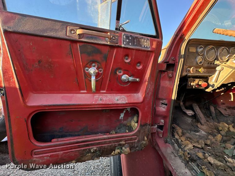 image for item DW2302 1979 GMC Brigadier dump truck