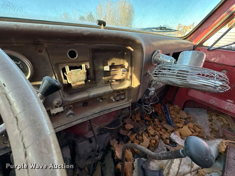 image for item DW2302 1979 GMC Brigadier dump truck