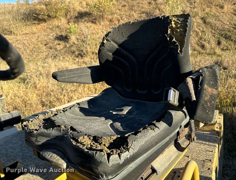 image for item DW2305 Dresser P-3000 pneumatic roller