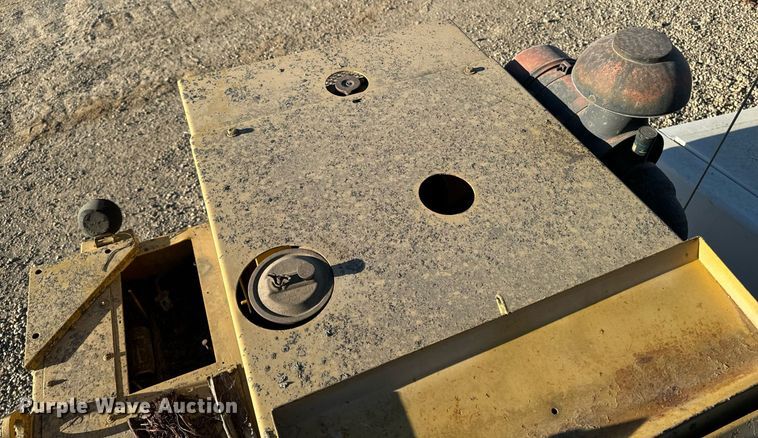 image for item DW2305 Dresser P-3000 pneumatic roller