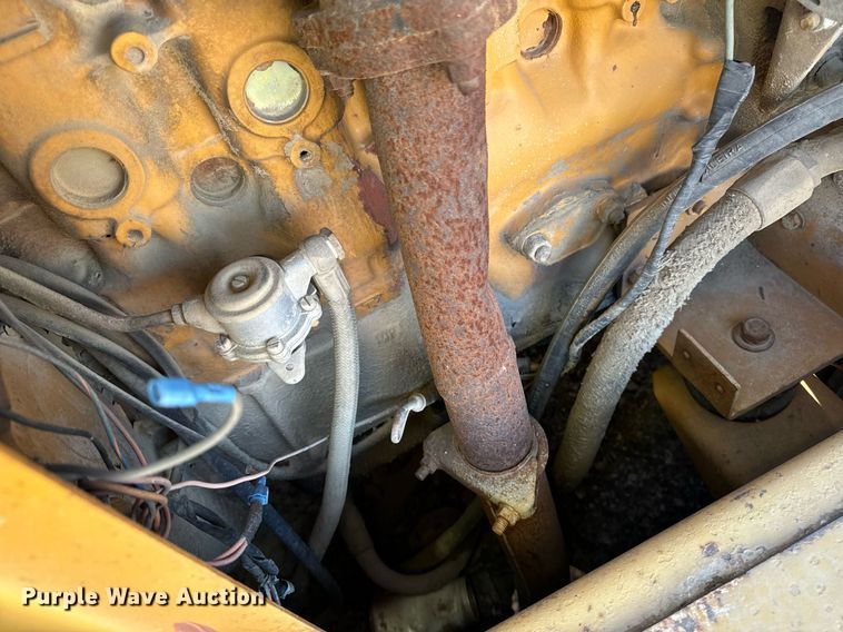 image for item DW2305 Dresser P-3000 pneumatic roller