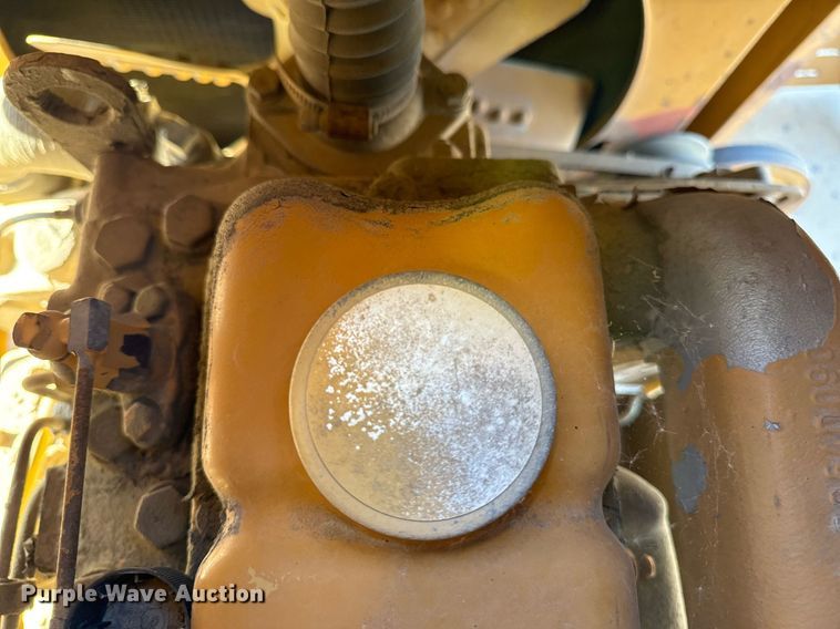 image for item DW2305 Dresser P-3000 pneumatic roller