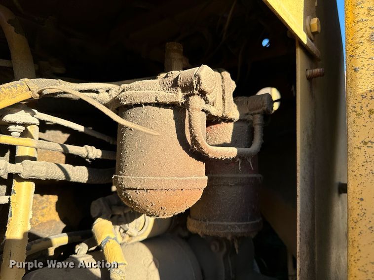 image for item DW2305 Dresser P-3000 pneumatic roller