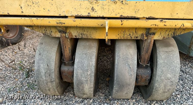 image for item DW2305 Dresser P-3000 pneumatic roller