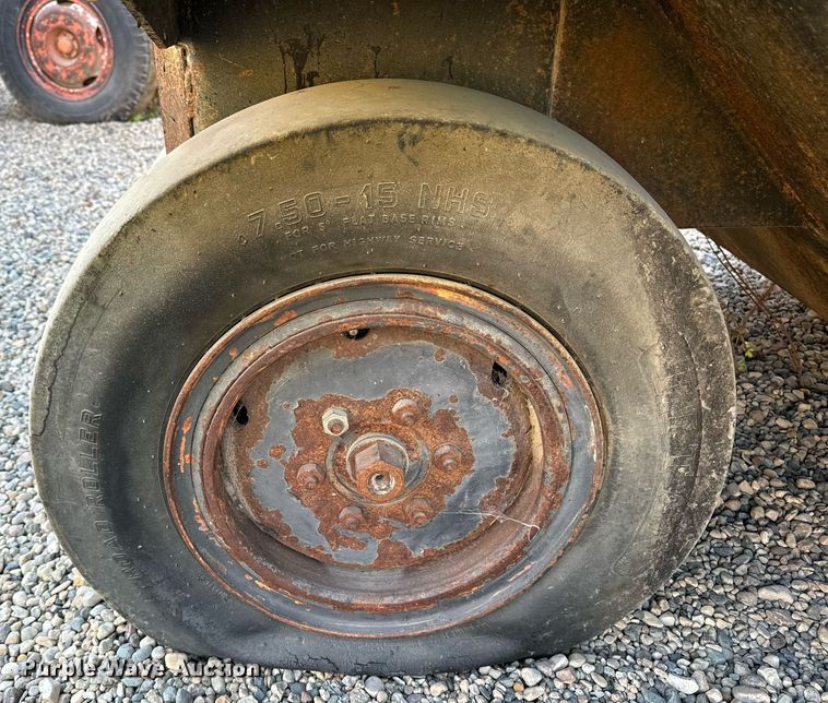 image for item DW2305 Dresser P-3000 pneumatic roller