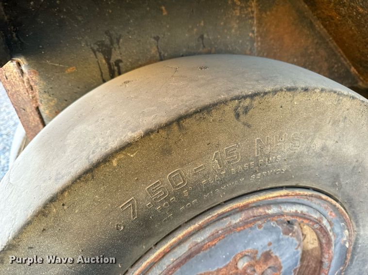 image for item DW2305 Dresser P-3000 pneumatic roller