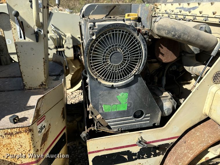 image for item DW2307 1995 Ingersoll Rand DD24 double drum vibratory roller