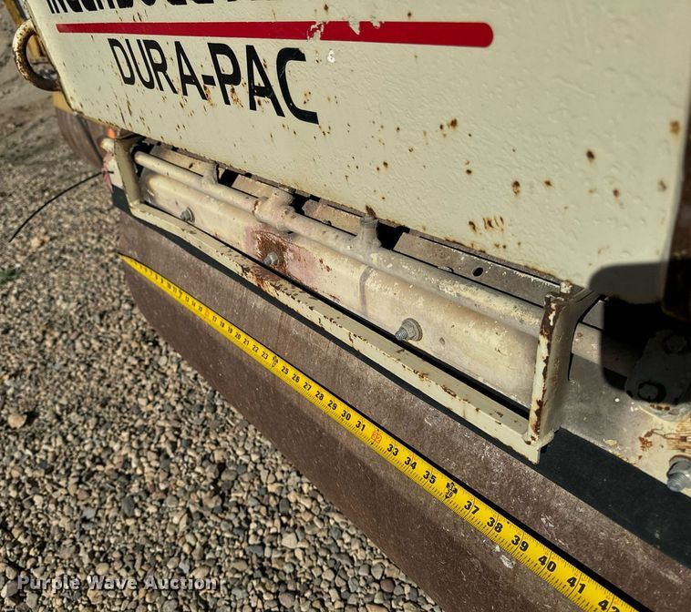 image for item DW2308 1994 Ingersoll Rand DD24 double drum vibratory roller