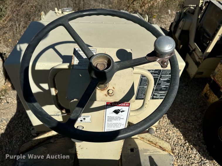 image for item DW2308 1994 Ingersoll Rand DD24 double drum vibratory roller