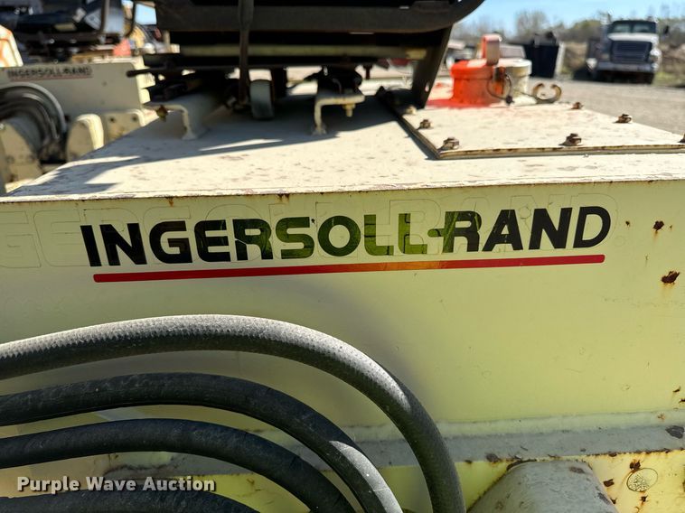 image for item DW2308 1994 Ingersoll Rand DD24 double drum vibratory roller