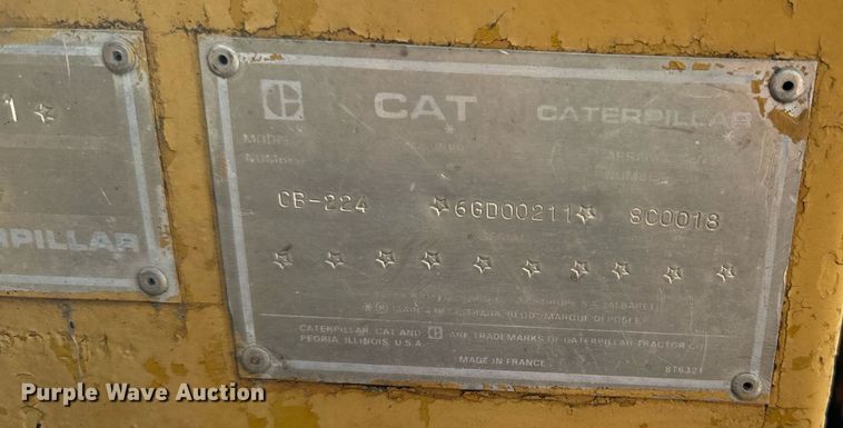 image for item DW2309 1987 Caterpillar CB-224 double drum vibratory roller