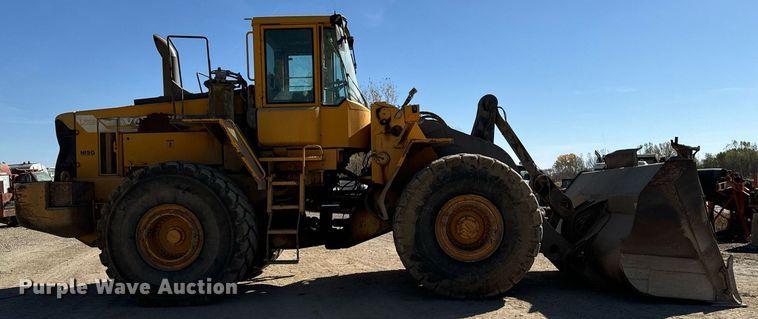 image for item DW2311 1999 Volvo L220D wheel loader