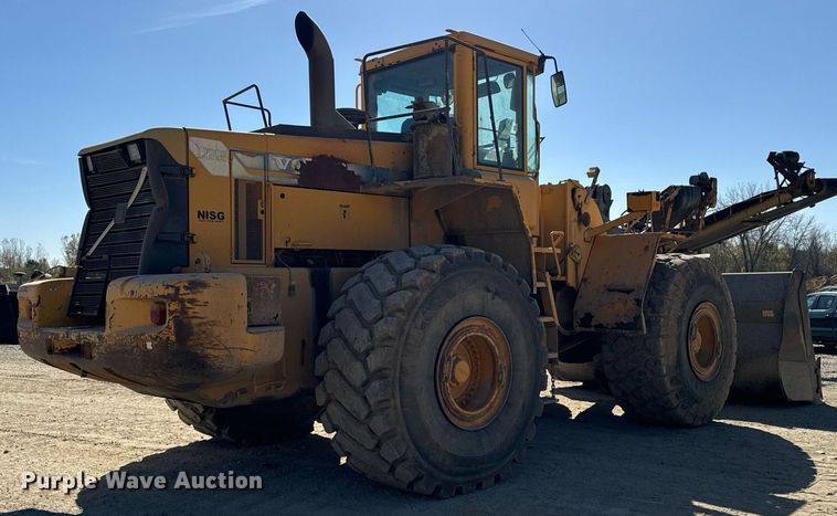 image for item DW2311 1999 Volvo L220D wheel loader