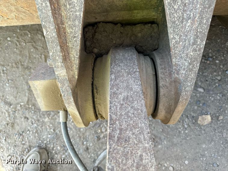 image for item DW2311 1999 Volvo L220D wheel loader