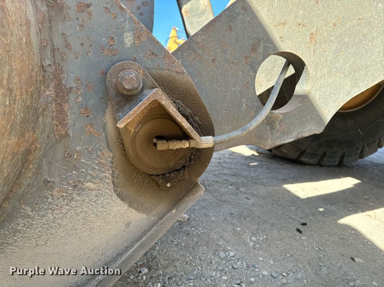 image for item DW2311 1999 Volvo L220D wheel loader