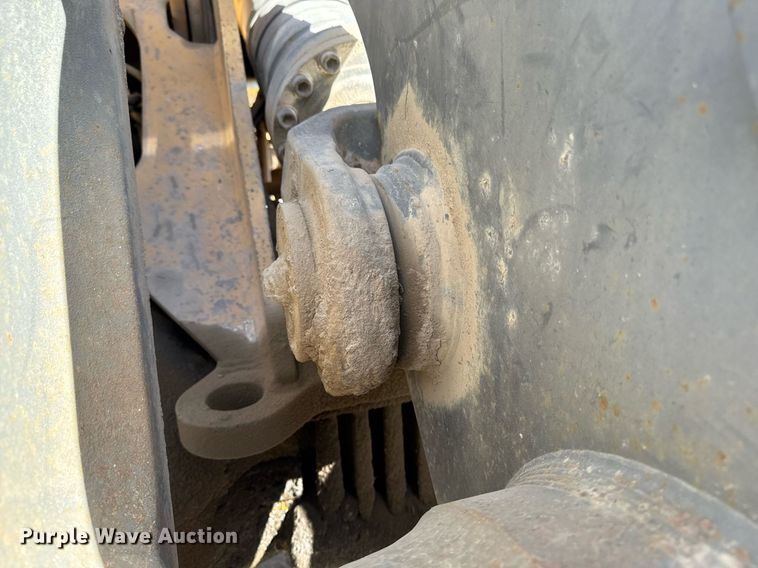 image for item DW2311 1999 Volvo L220D wheel loader