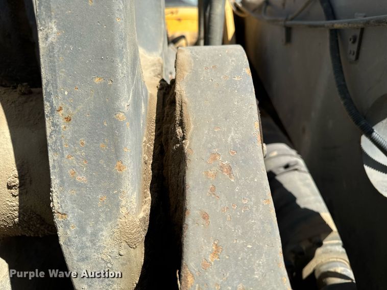 image for item DW2311 1999 Volvo L220D wheel loader