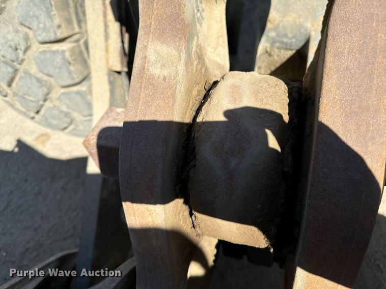 image for item DW2311 1999 Volvo L220D wheel loader