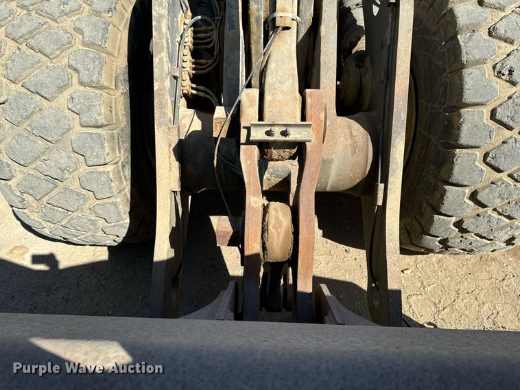 image for item DW2311 1999 Volvo L220D wheel loader