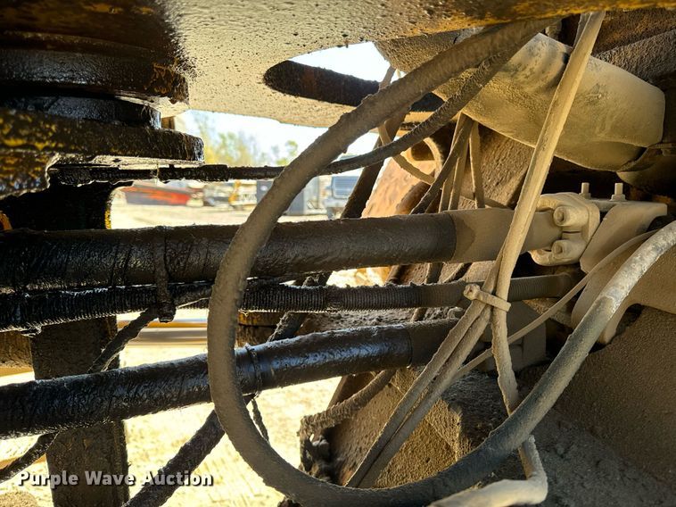 image for item DW2311 1999 Volvo L220D wheel loader