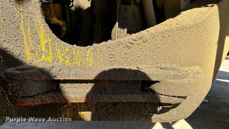 image for item DW2311 1999 Volvo L220D wheel loader