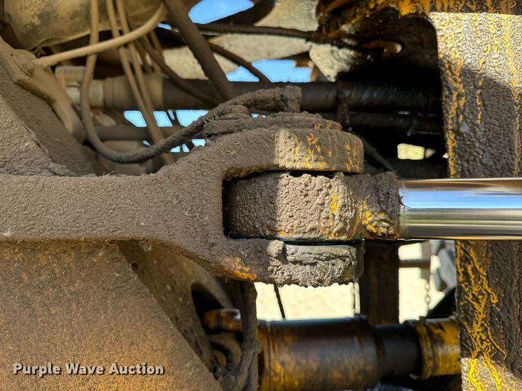 image for item DW2311 1999 Volvo L220D wheel loader