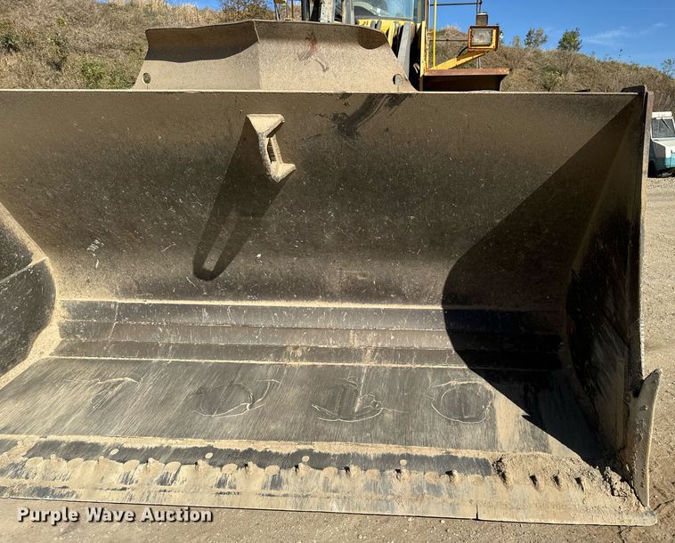 image for item DW2311 1999 Volvo L220D wheel loader