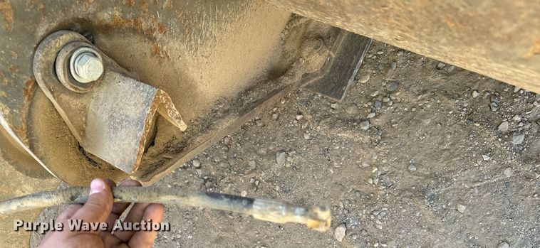 image for item DW2311 1999 Volvo L220D wheel loader