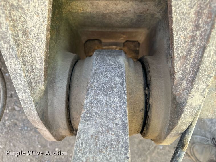 image for item DW2311 1999 Volvo L220D wheel loader