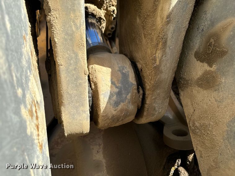 image for item DW2311 1999 Volvo L220D wheel loader