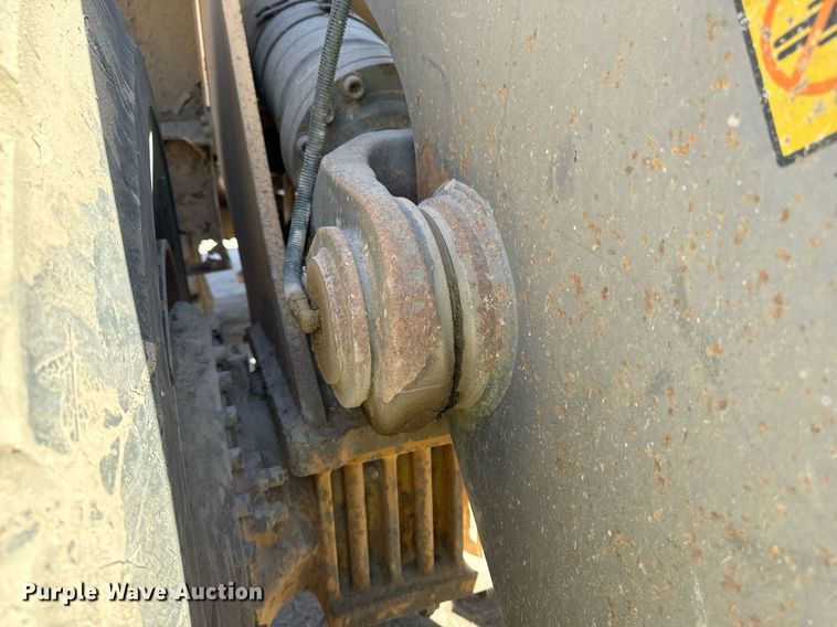 image for item DW2311 1999 Volvo L220D wheel loader