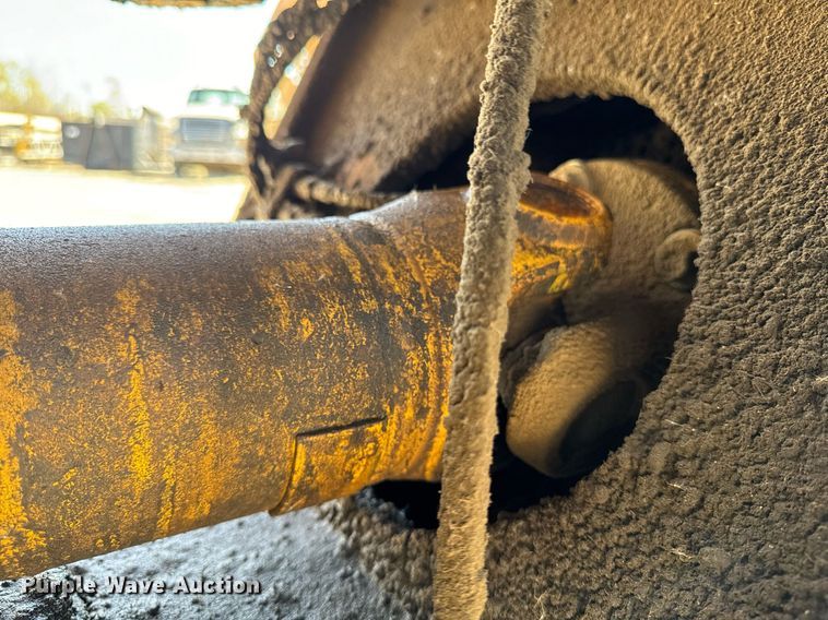 image for item DW2311 1999 Volvo L220D wheel loader