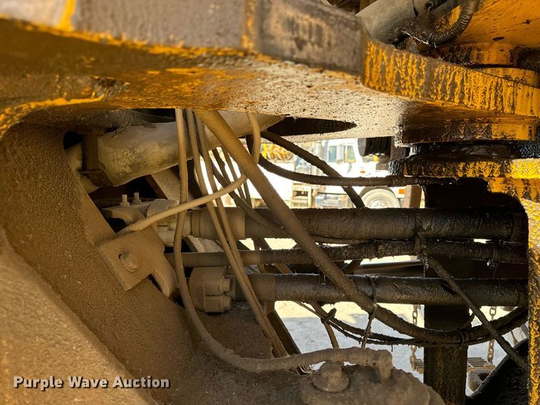 image for item DW2311 1999 Volvo L220D wheel loader