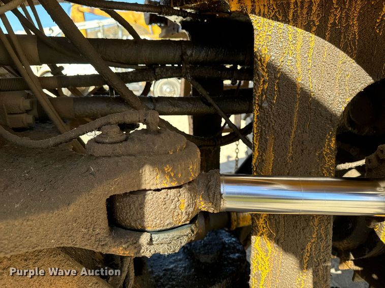 image for item DW2311 1999 Volvo L220D wheel loader