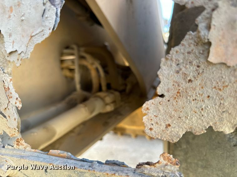 image for item DW2311 1999 Volvo L220D wheel loader