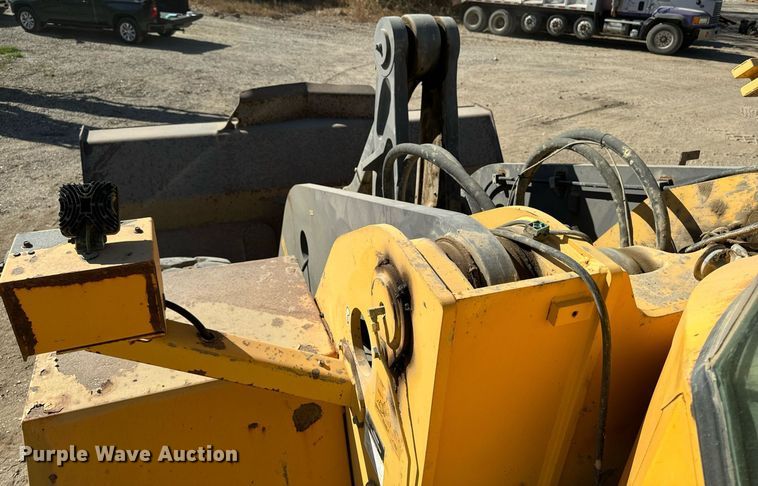 image for item DW2311 1999 Volvo L220D wheel loader