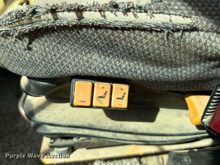 image for item DW2311 1999 Volvo L220D wheel loader