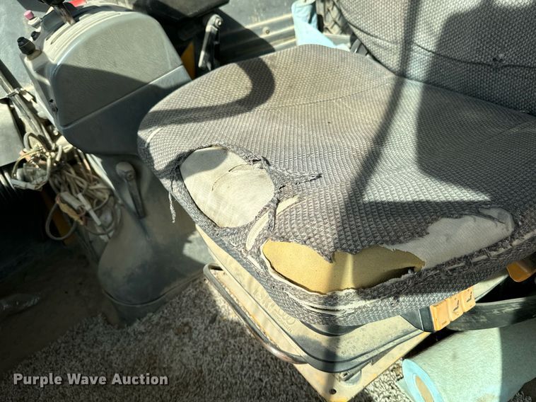 image for item DW2311 1999 Volvo L220D wheel loader