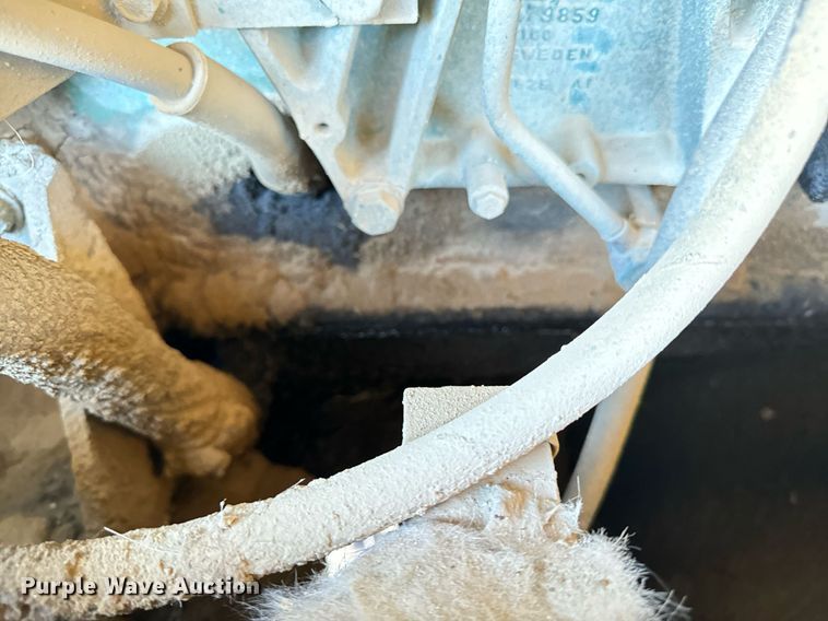 image for item DW2311 1999 Volvo L220D wheel loader