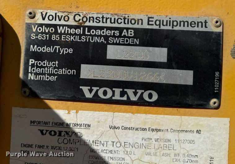 image for item DW2311 1999 Volvo L220D wheel loader