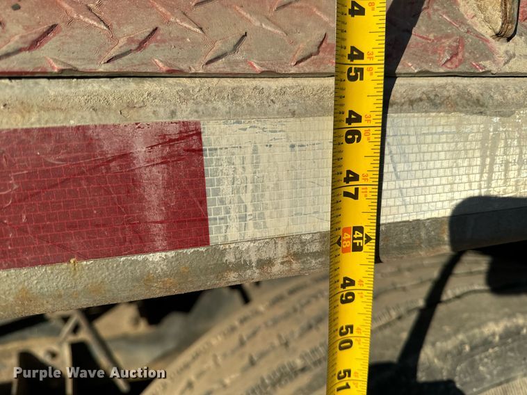 image for item DW2312 2000 Freightliner FL112 dump truck