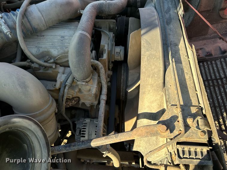 image for item DW2312 2000 Freightliner FL112 dump truck