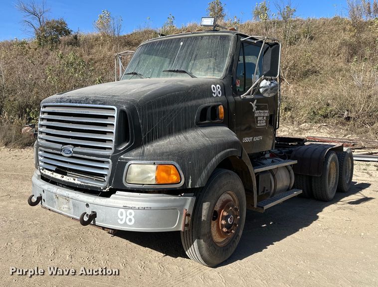 1998 Ford AT9513 semi truck in Mason City, IA Item DW2313 for sale