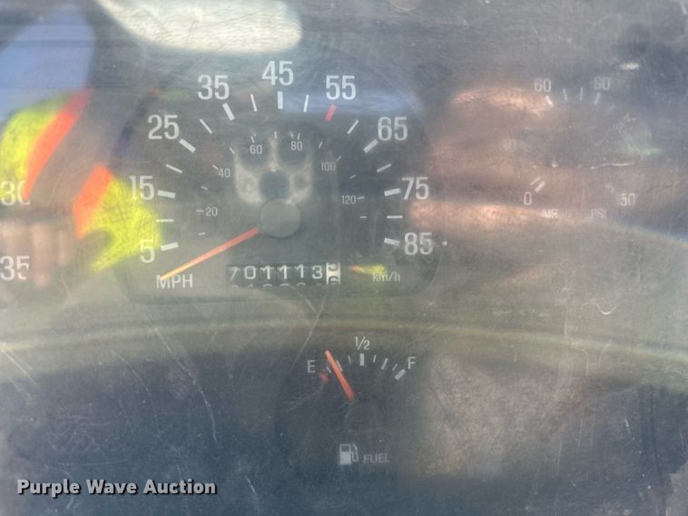 image for item DW2313 1998 Ford AT9513 semi truck