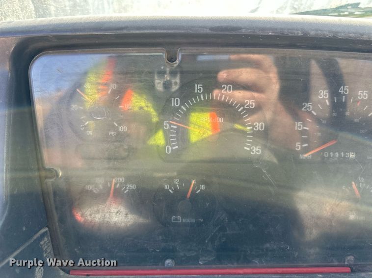 image for item DW2313 1998 Ford AT9513 semi truck