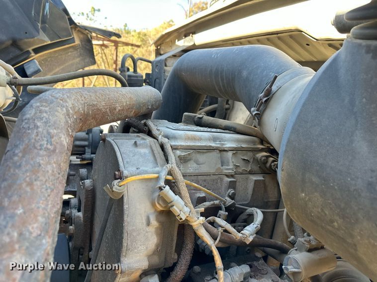 image for item DW2313 1998 Ford AT9513 semi truck