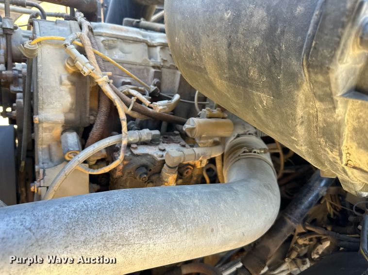 image for item DW2313 1998 Ford AT9513 semi truck