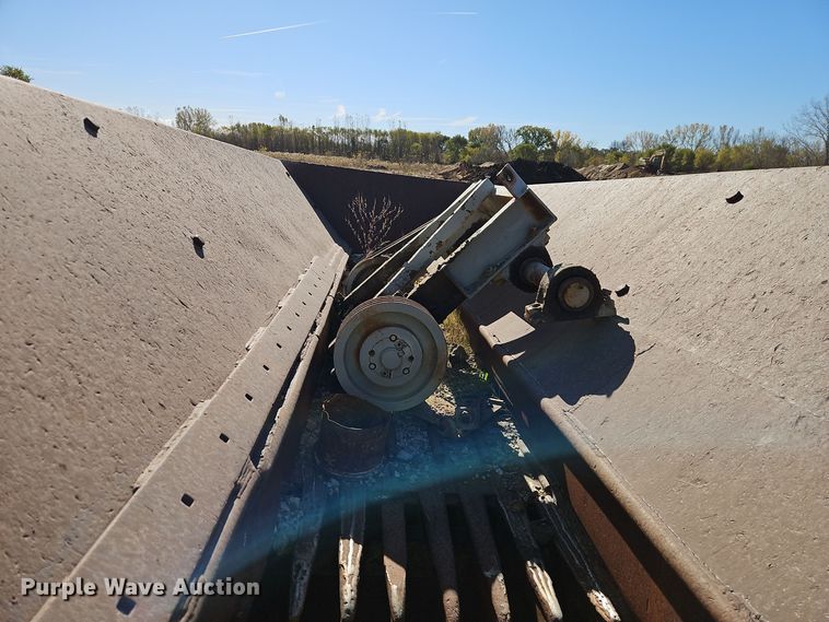 image for item DW2316 Screen