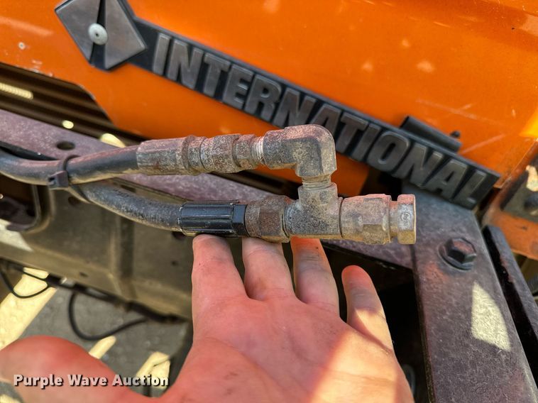 image for item DW2317 2000 International 4900  dump truck