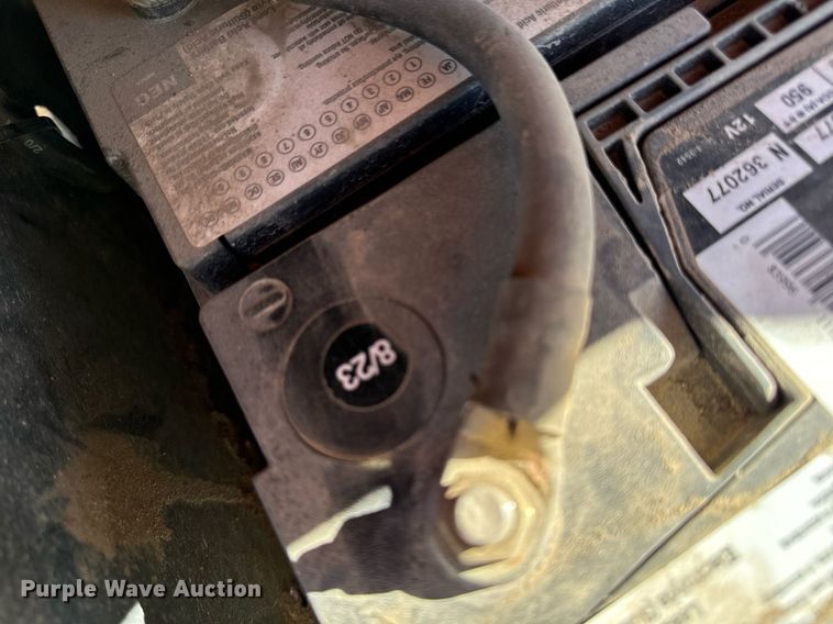 image for item DW2317 2000 International 4900  dump truck